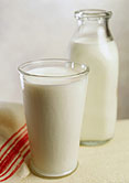 News Picture: Milk, Egg Allergies Seem to Make Parents Most Anxious